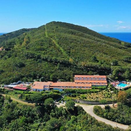 Hotel Capo Di Stella Каполивери Екстериор снимка