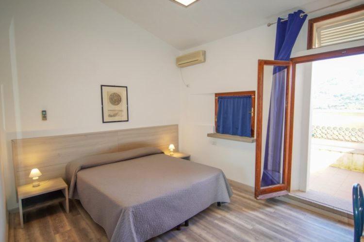 Hotel Capo Di Stella Каполивери Екстериор снимка