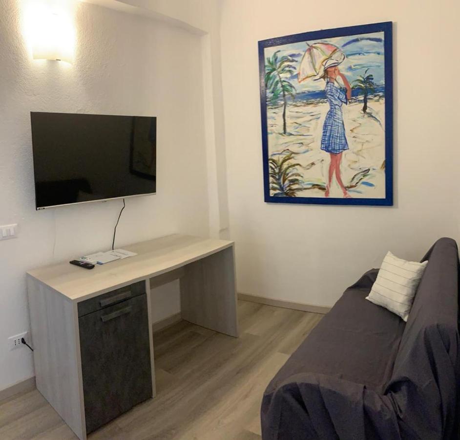 Hotel Capo Di Stella Каполивери Екстериор снимка