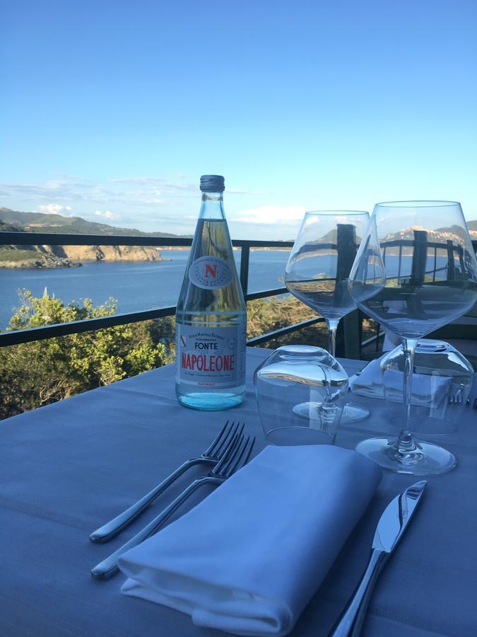 Hotel Capo Di Stella Каполивери Екстериор снимка