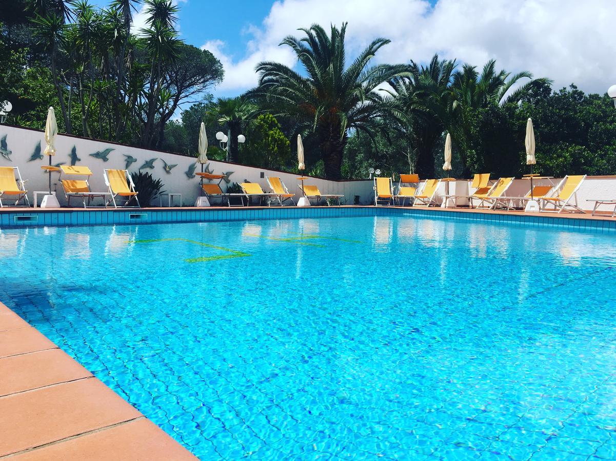 Hotel Capo Di Stella Каполивери Екстериор снимка