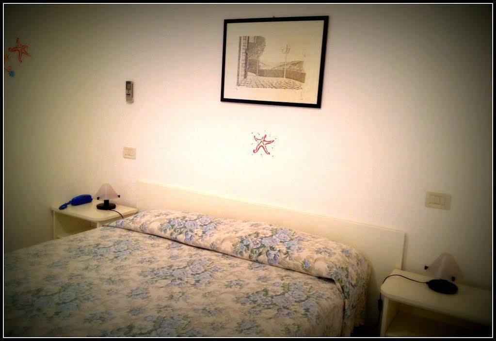 Hotel Capo Di Stella Каполивери Екстериор снимка
